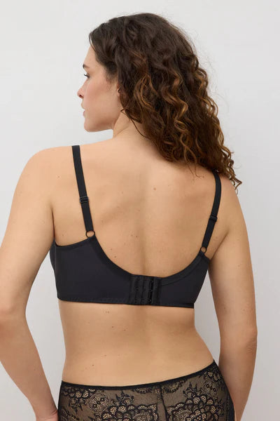 Sutiã com aro e acolchado com renda floral