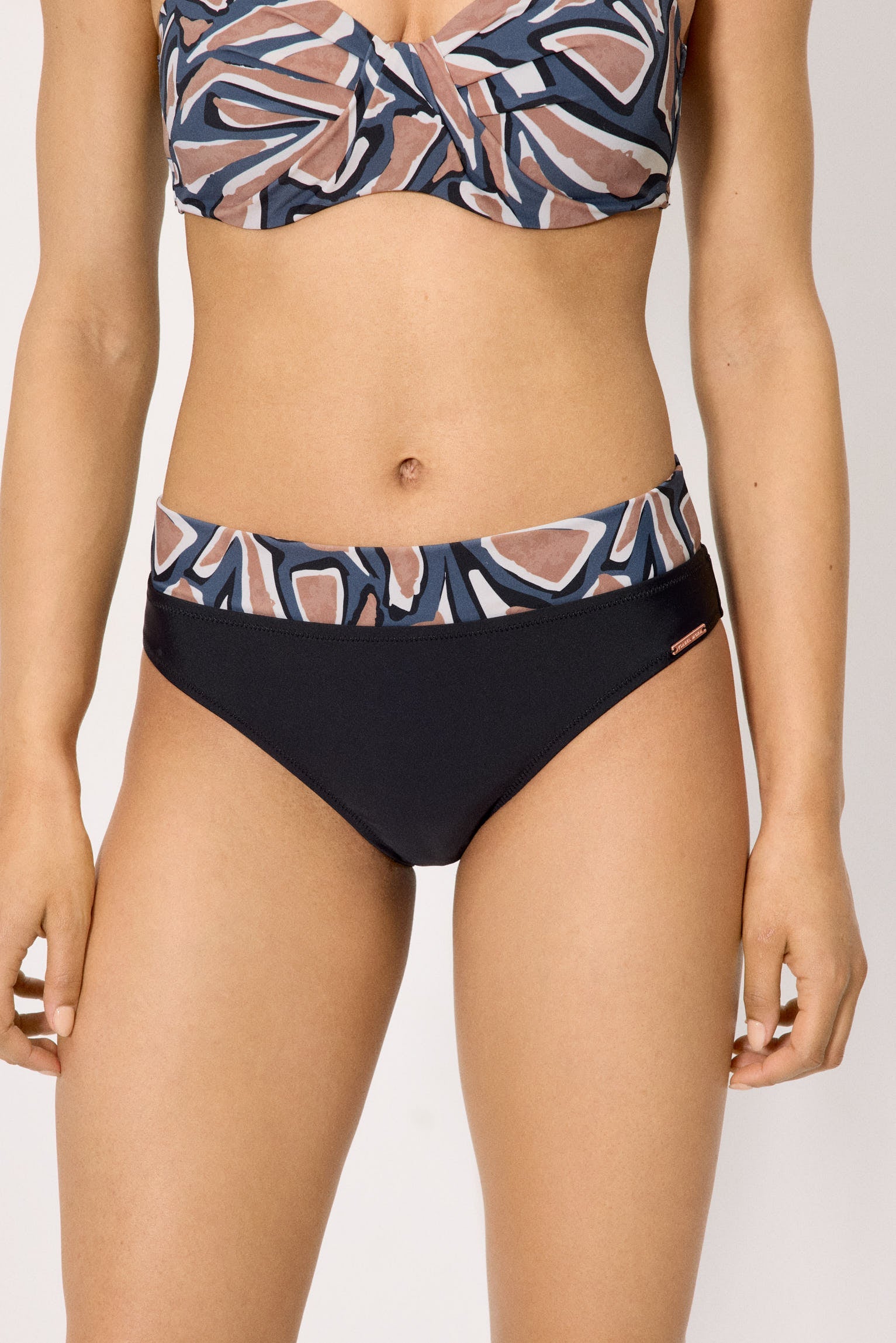 Cueca de Biquíni Multiposição Preta com Cintura Estampada