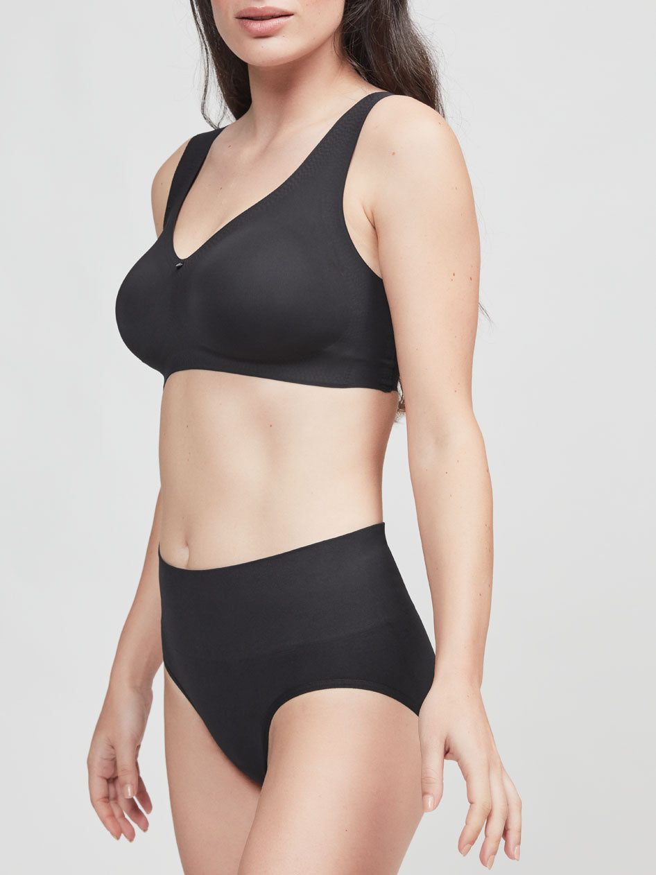 Cueca alta sem costuras