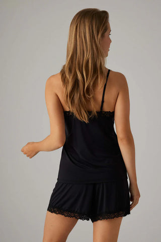 Conjunto Camisola de Alças e Calções com Renda