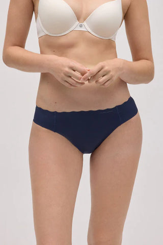 Cueca mini laser