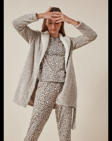 Robe Gisela