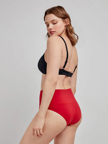 Cueca de biquíni alta multiposições