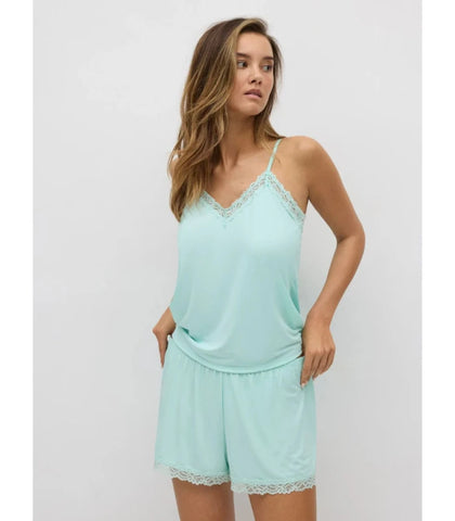 Conjunto Camisola de Alças e Calções com Renda